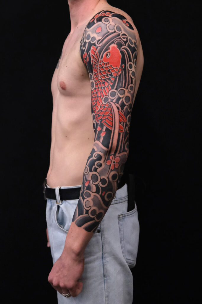 japanische Tätowierungen bei Good Old Times Tattoo Berlin Koi Sleeve
