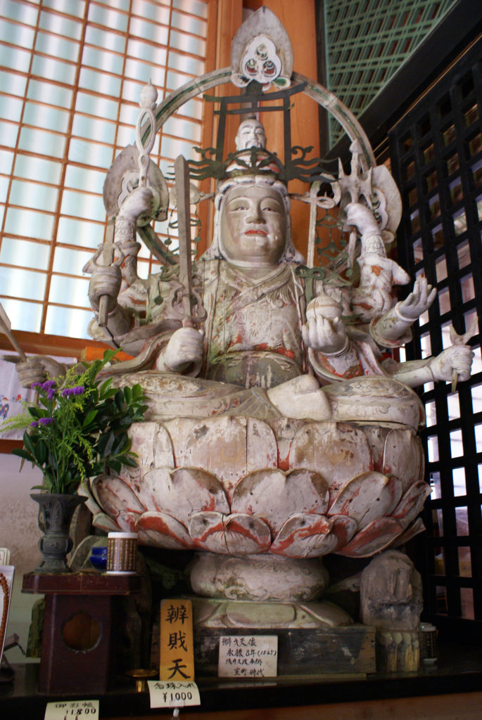 Sarasvati statue