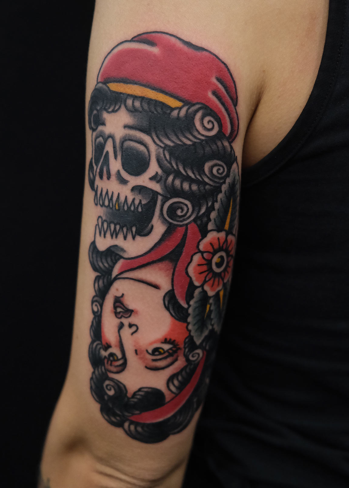 traditional lady head and skull by Swen Losinsky at good old times tattoo berlin